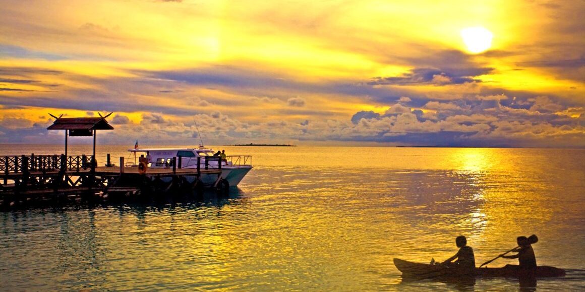 Mataking-sea-kayaking-sunset-1160x747