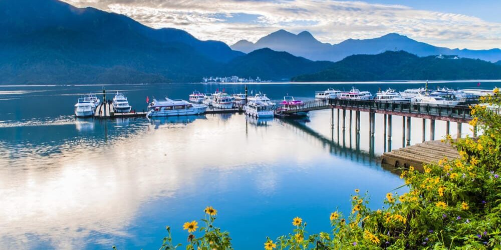 sun-moon-lake sun-moon-lake